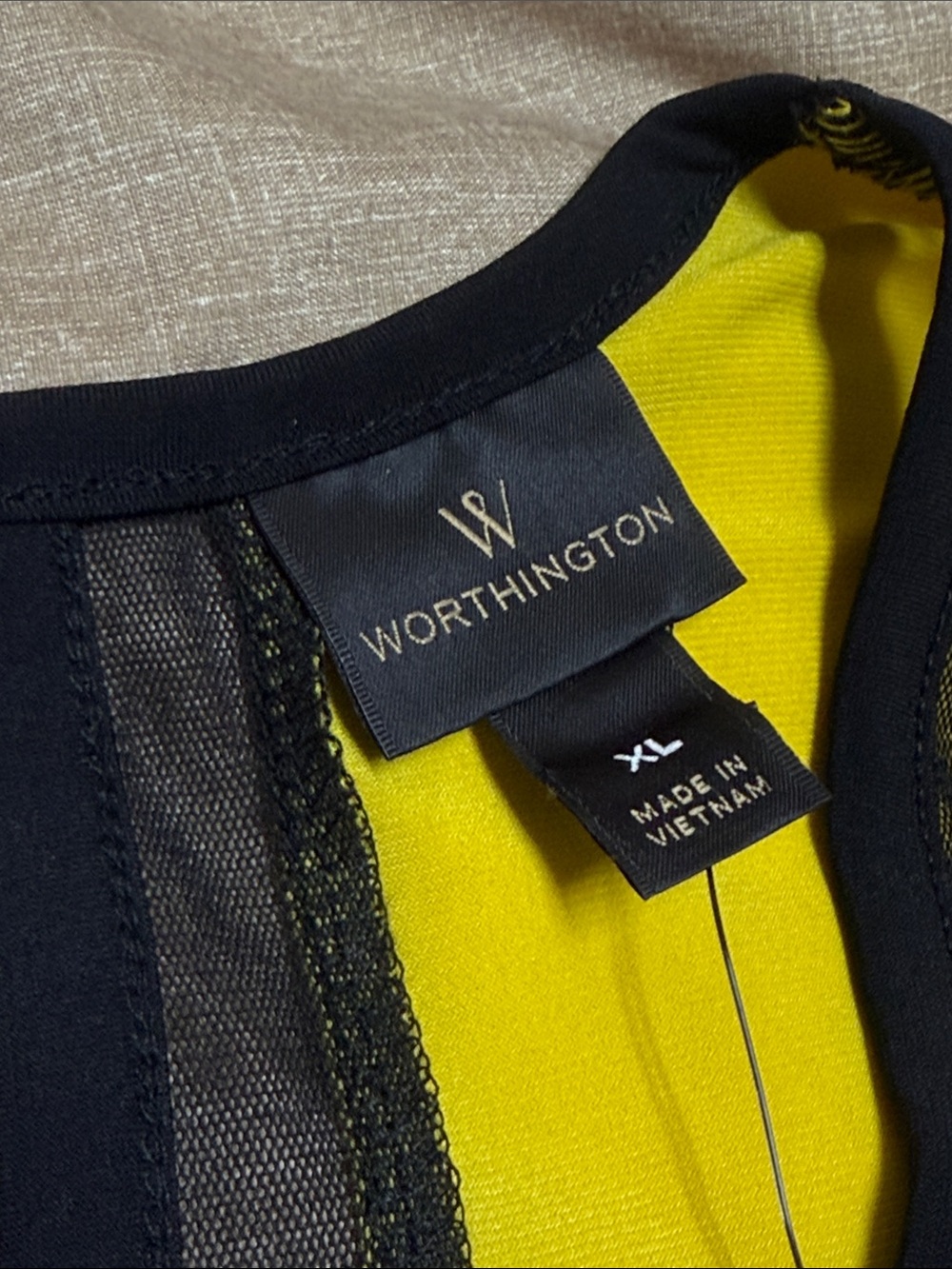 NWT Women’s Worthington Yellow Sleeveless Blouse Tank Top XL - Picture 2 of 7